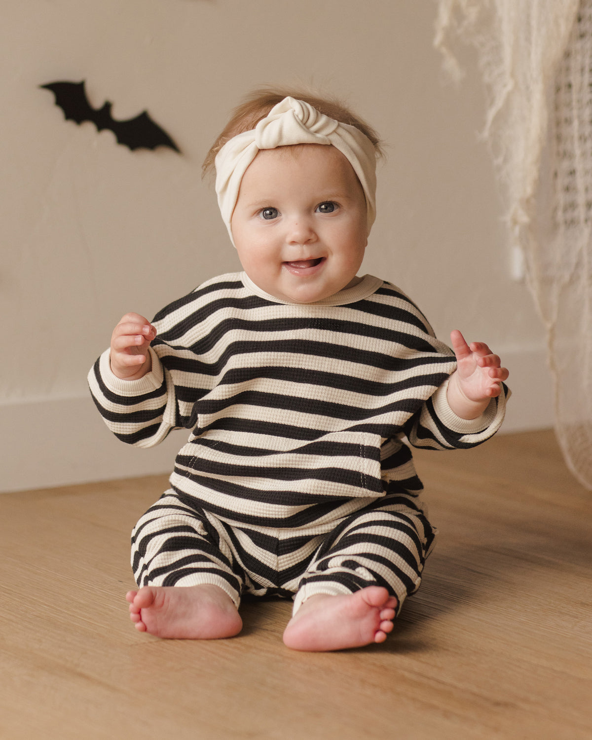 Black Stripe Waffle Slouch Set